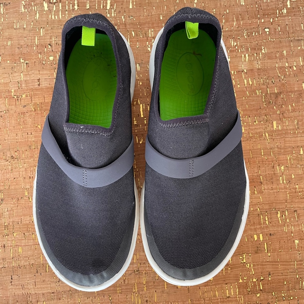 Oofos OOmg eeZee Low Shoes Womens 7 - Picture 4 of 7